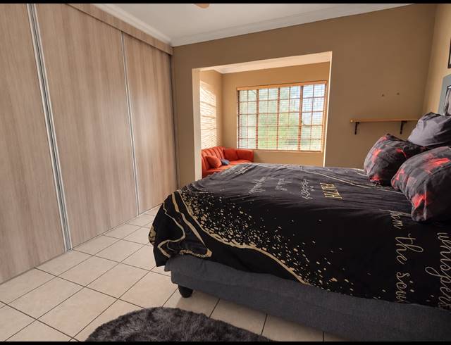 3 BEDROOM HOUSE FOR SALE IN HENLEY ON KLIP